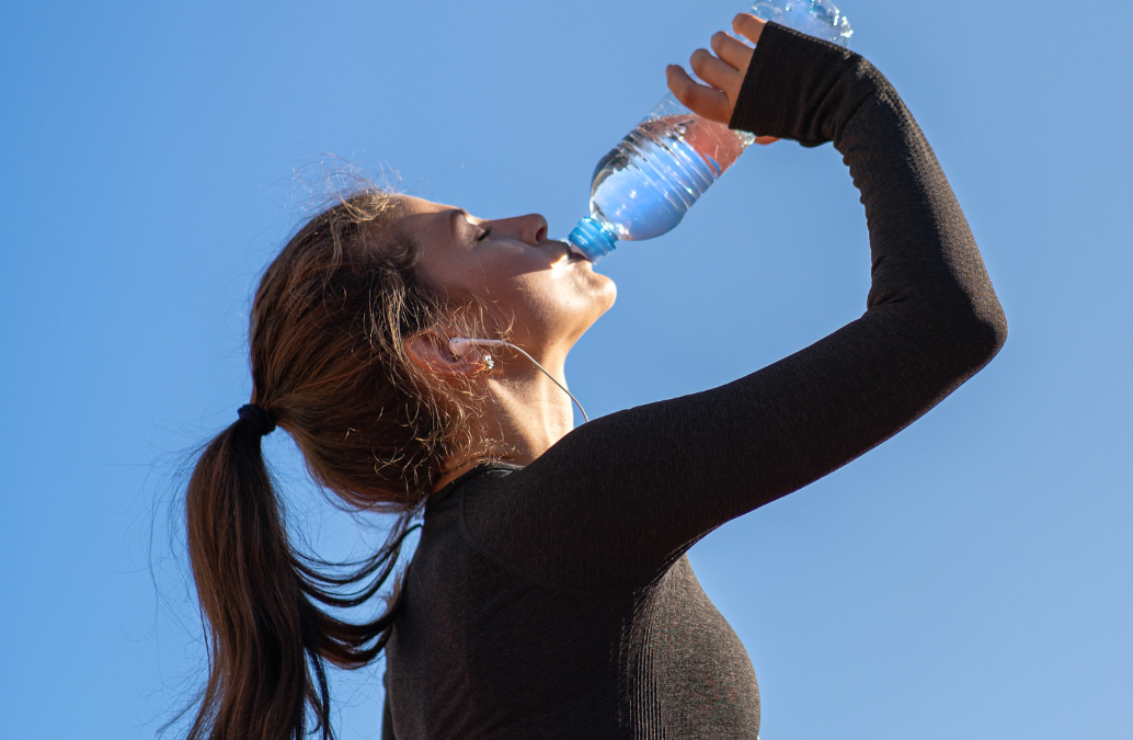 💧 Importanza dell’idratazione: Il Combustibile Vitale per Atleti! 💪